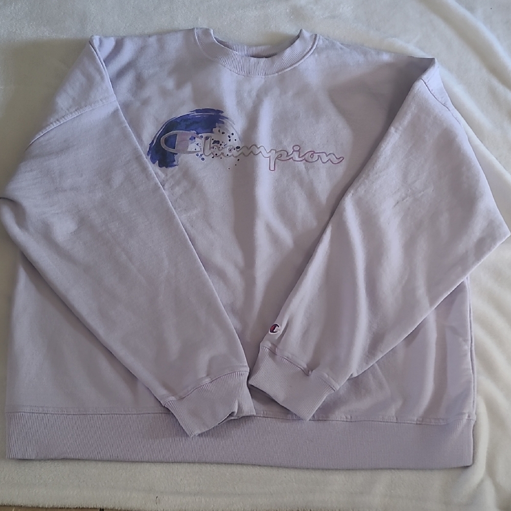 Champion  Lavender Crewneck Sweater Size XL